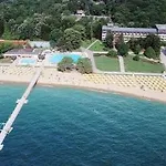 Hvd Lotos Θέρετρο 4*