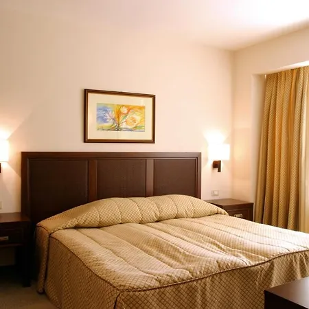 Здравен курорт Hvd Lotos Златни пясъци