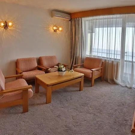 Üdülőközpont Hvd Lotos 4*